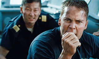 Illustration for article titled Battleship proves alien invasion movies are just as contrived as romantic comedies